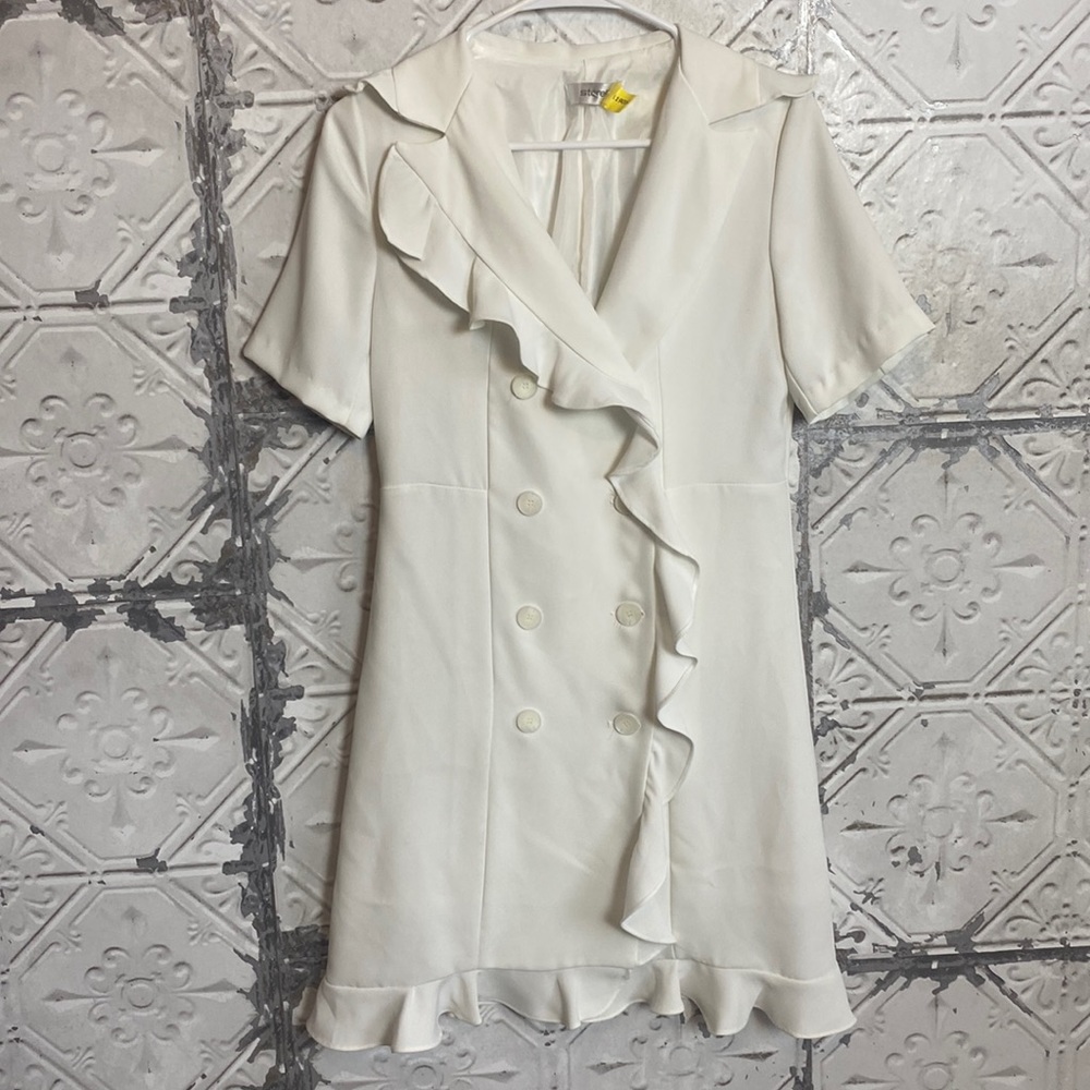 Gorgeous white vintage ruffle double breasted mini dress